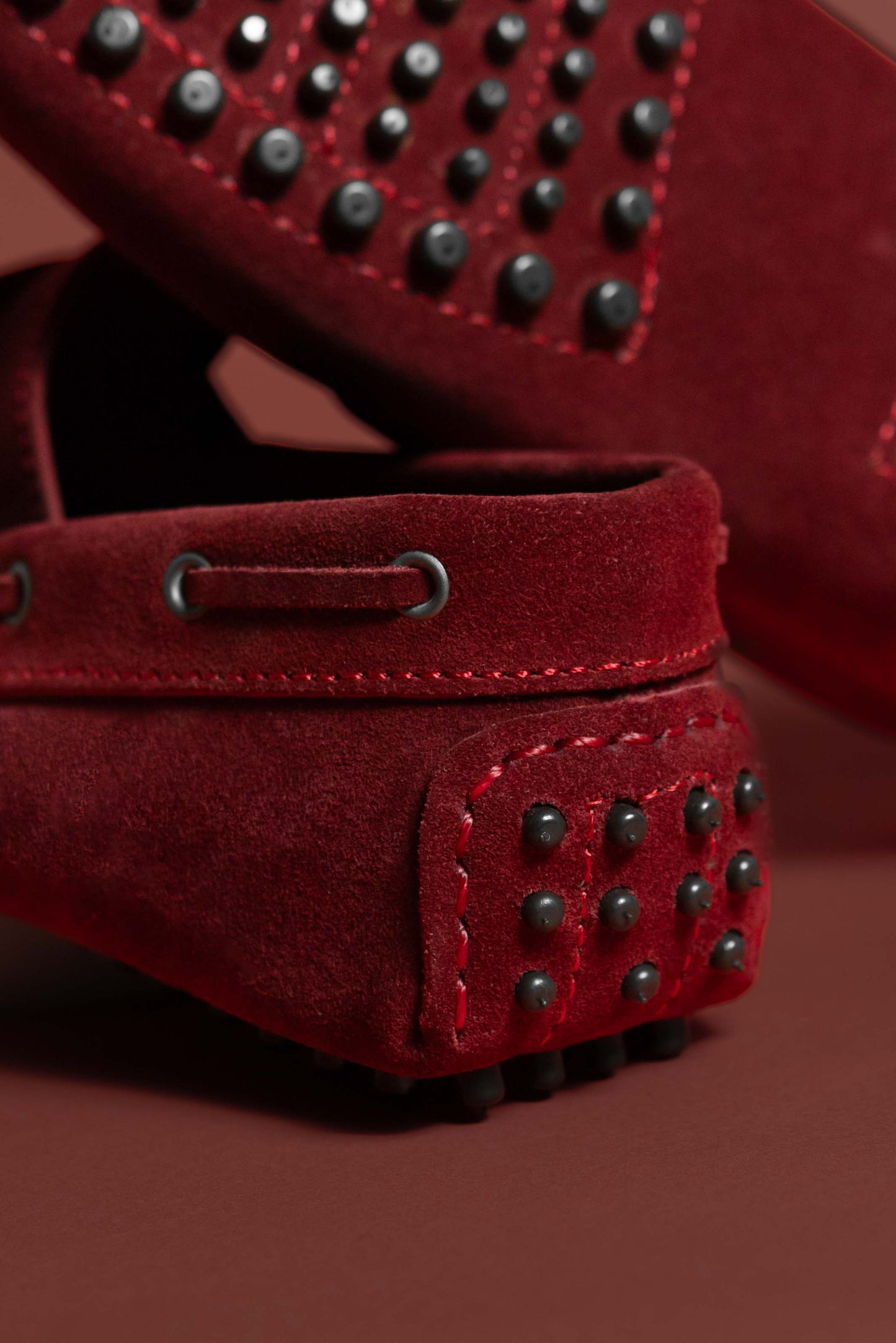 Driver 050 Red Suede