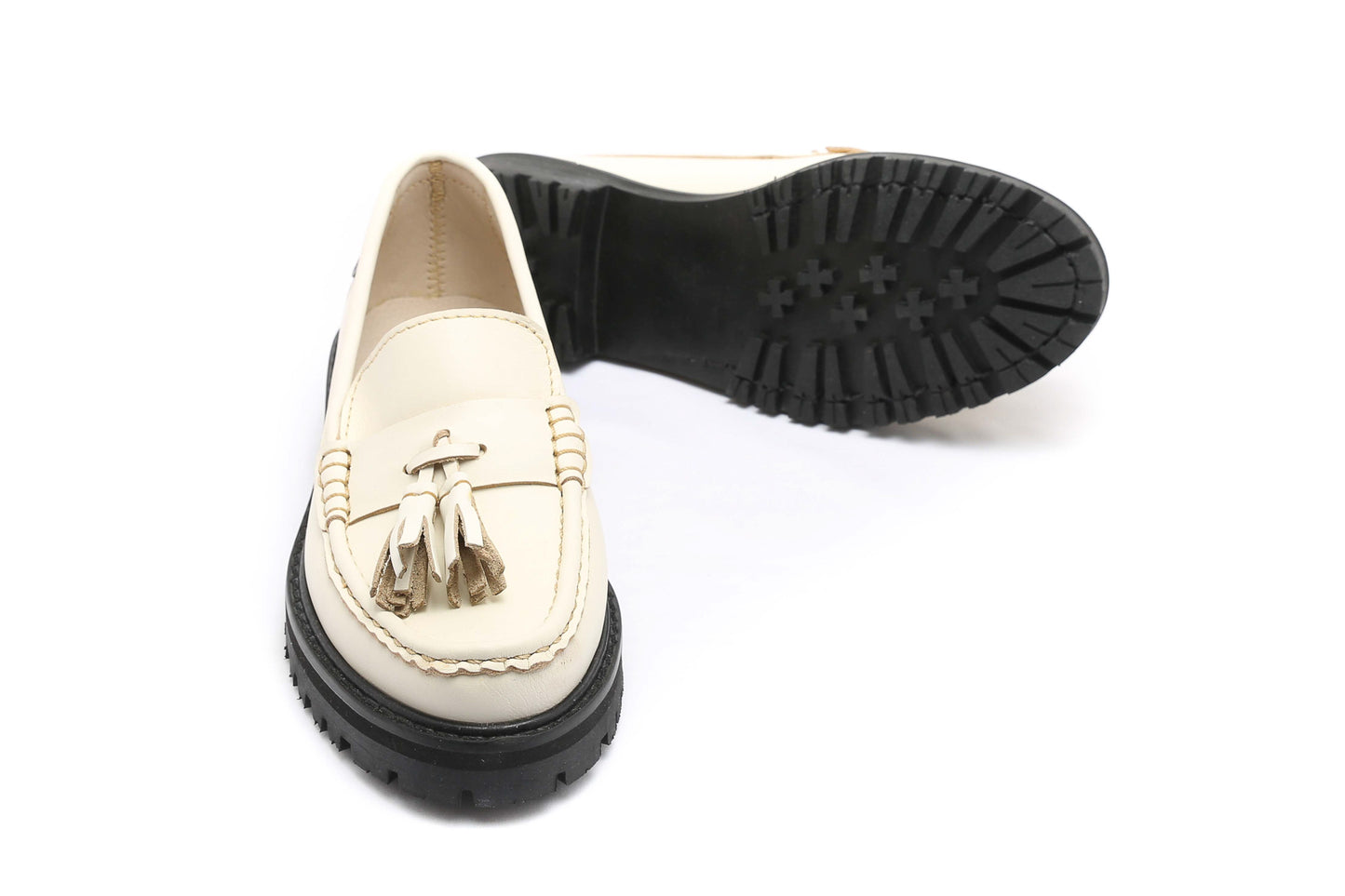 Moccasin 141 Ivory