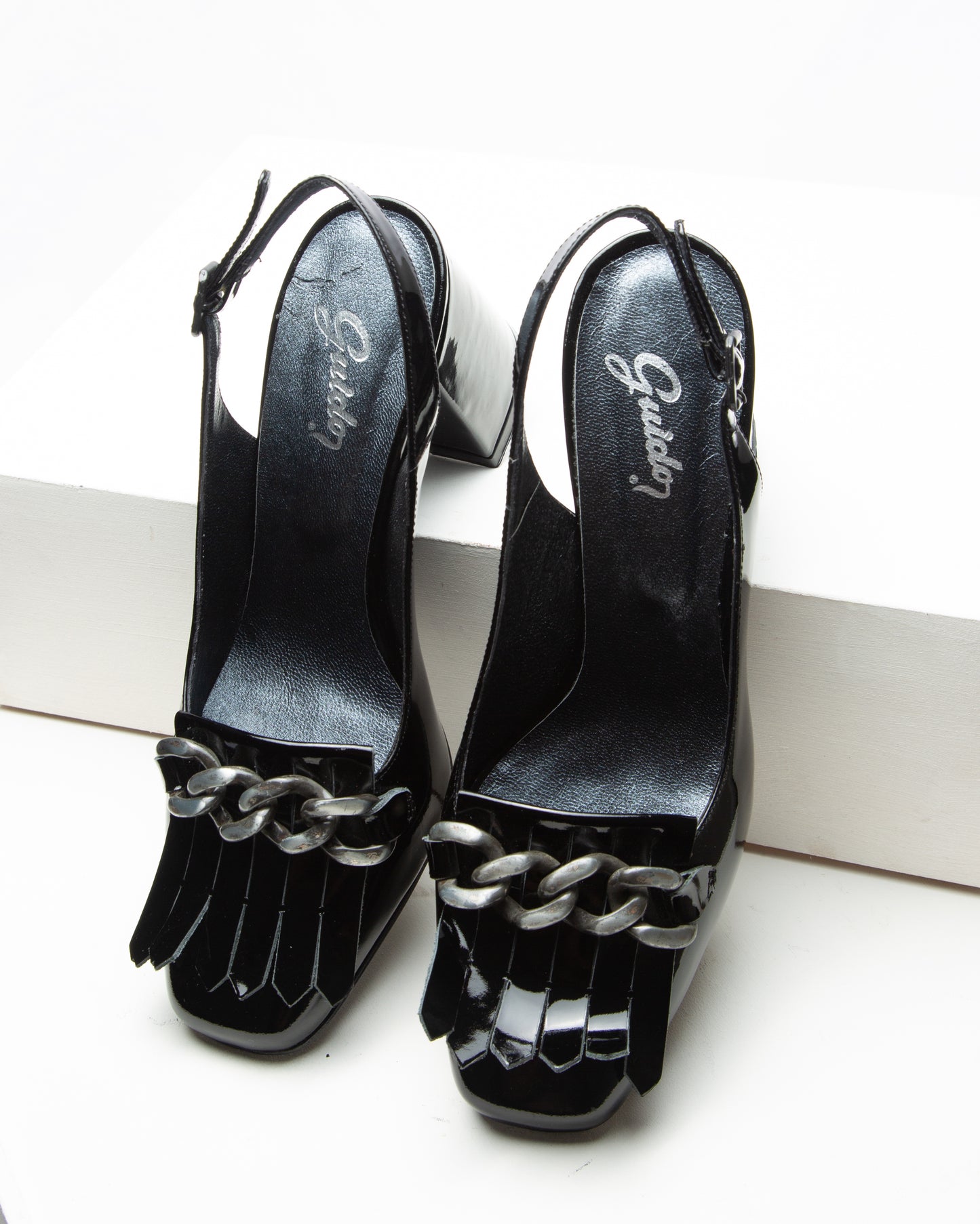Catena Black