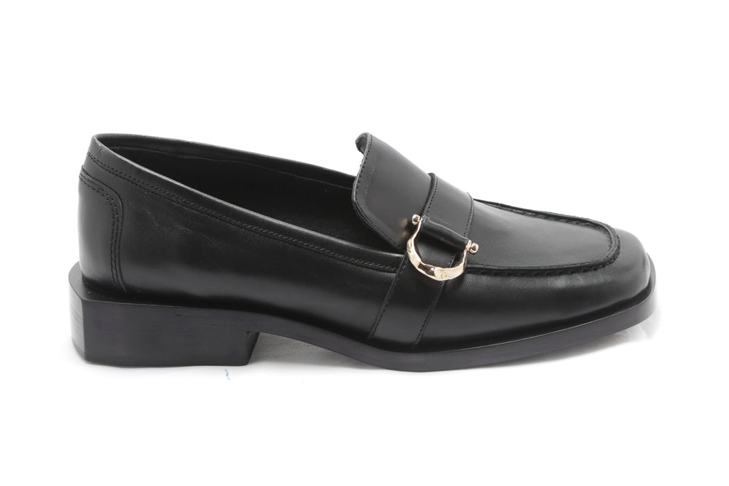 Moccasin Horseshoe Black