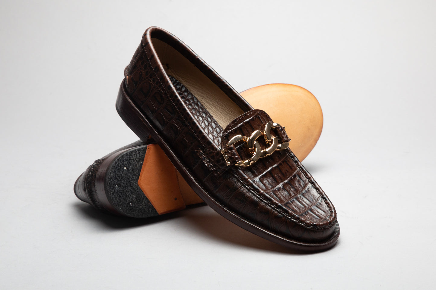 Moccasin 5327 Chain Dark Brown