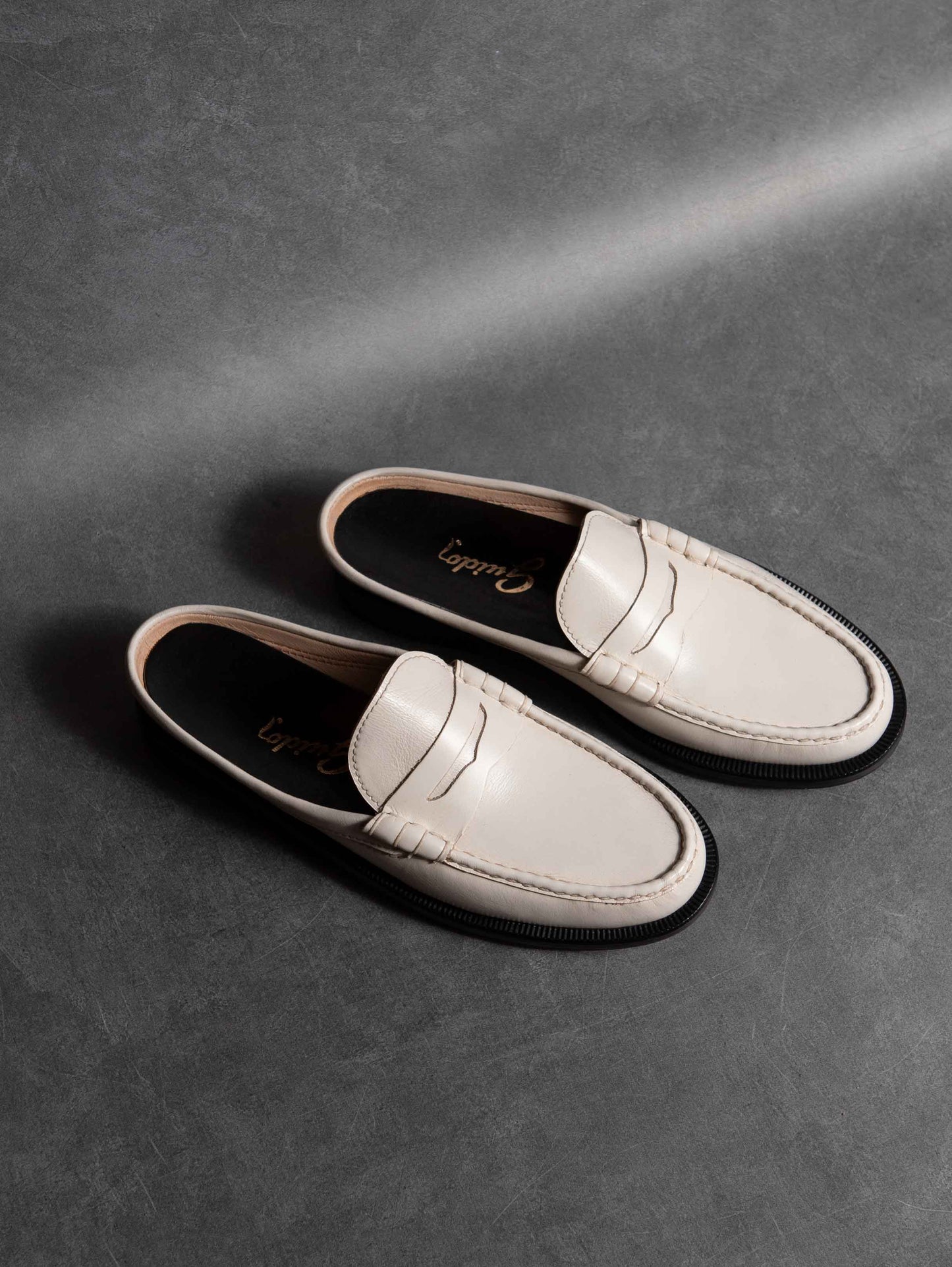Mule 6379 Marfil