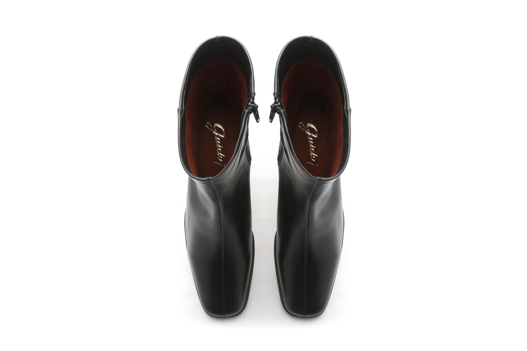Boot Giulia Black