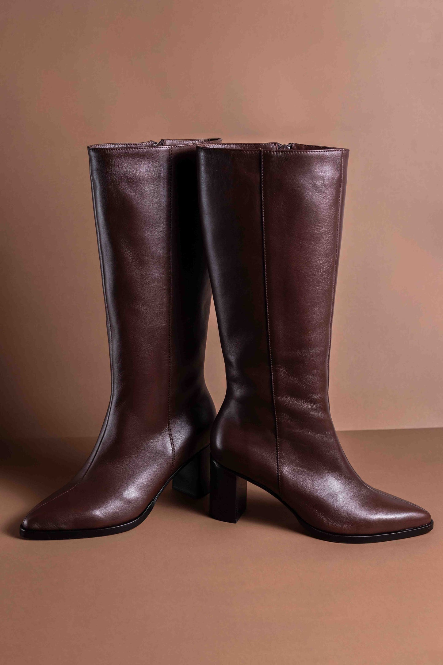 Bota Caña Alta Olivia Negro