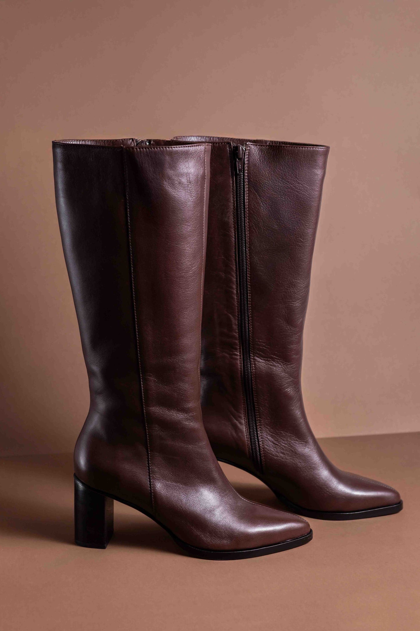 Bota Caña Alta Olivia Negro