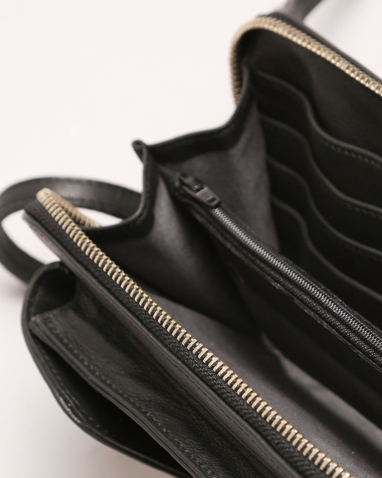 Cartera André Porta Celular Negro