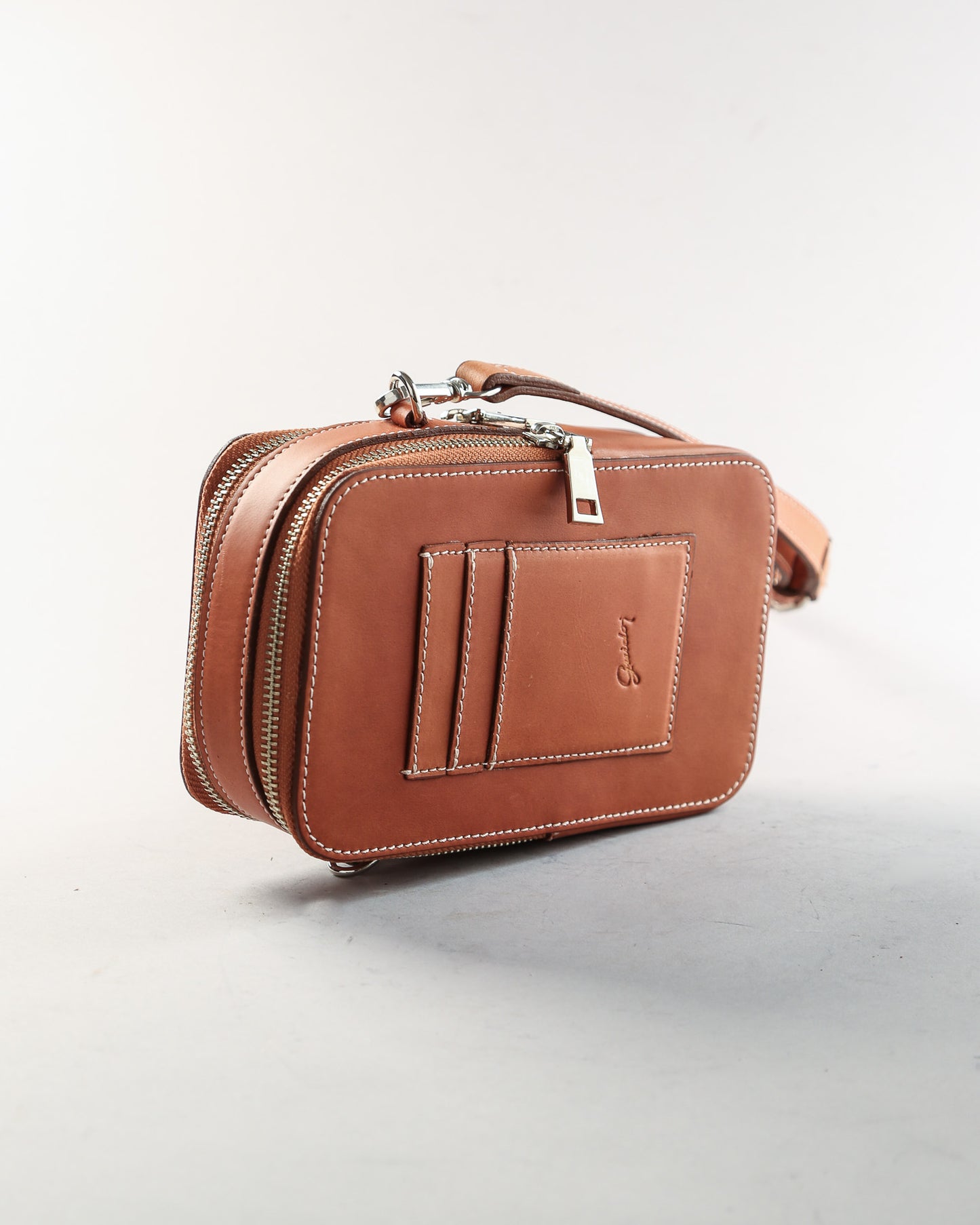 Bolso para celular Justina Marrón
