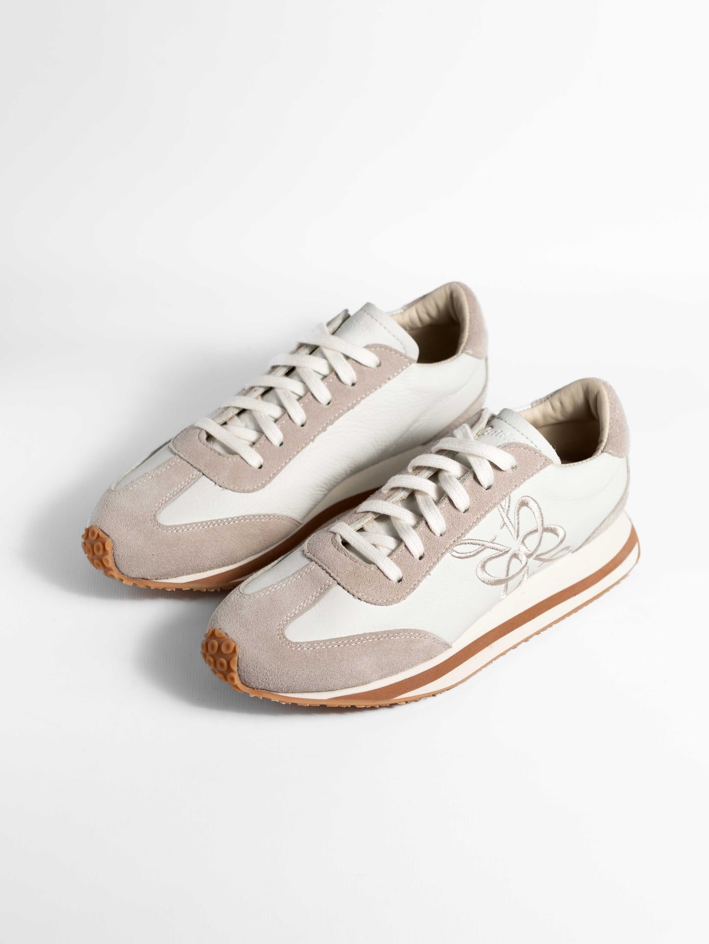 Sneaker Saturnia White