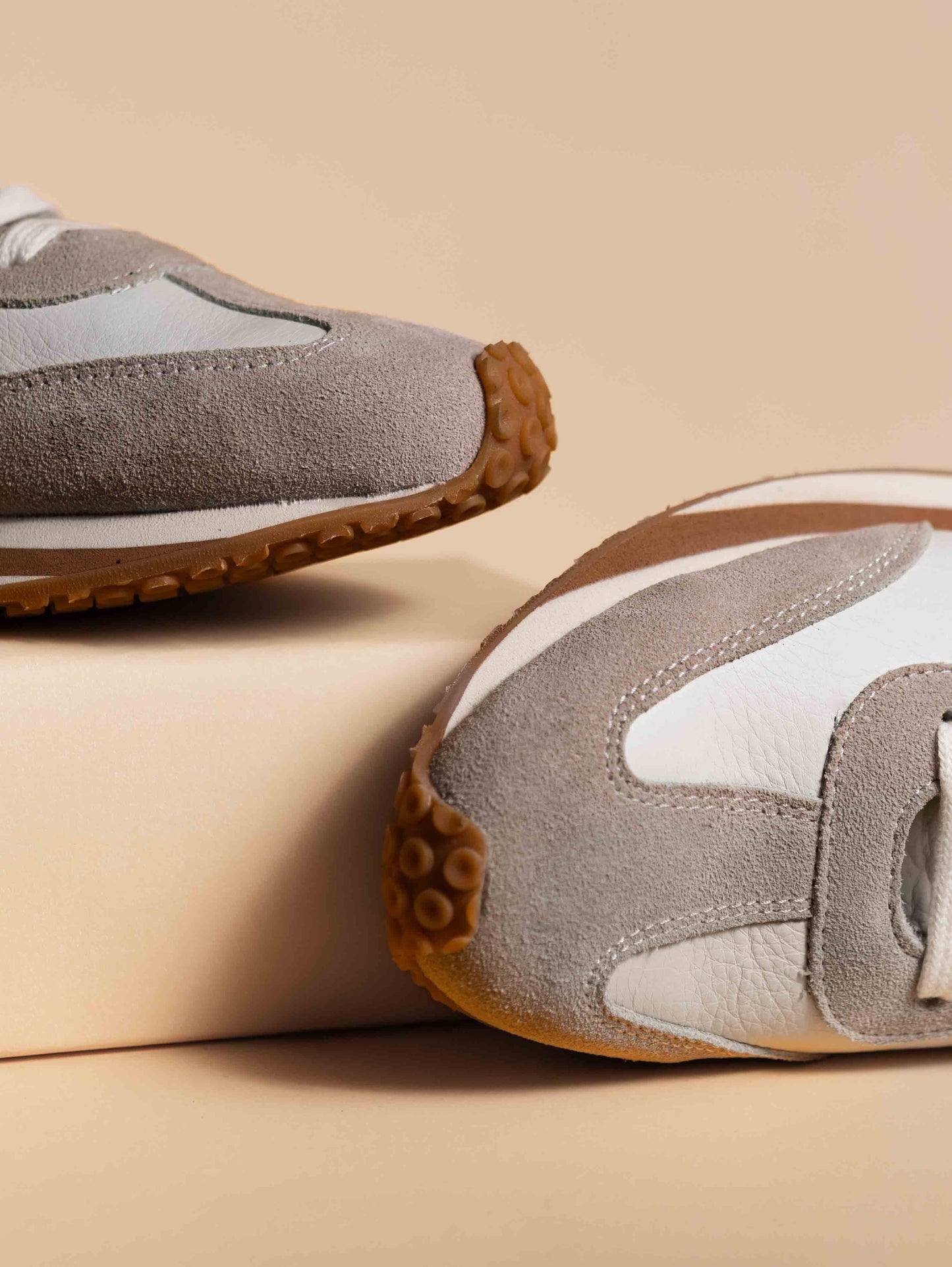 Sneaker Saturnia White
