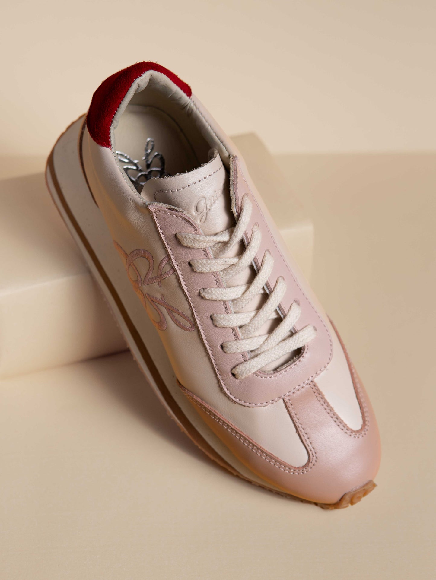 Sneaker Saturnia Pink