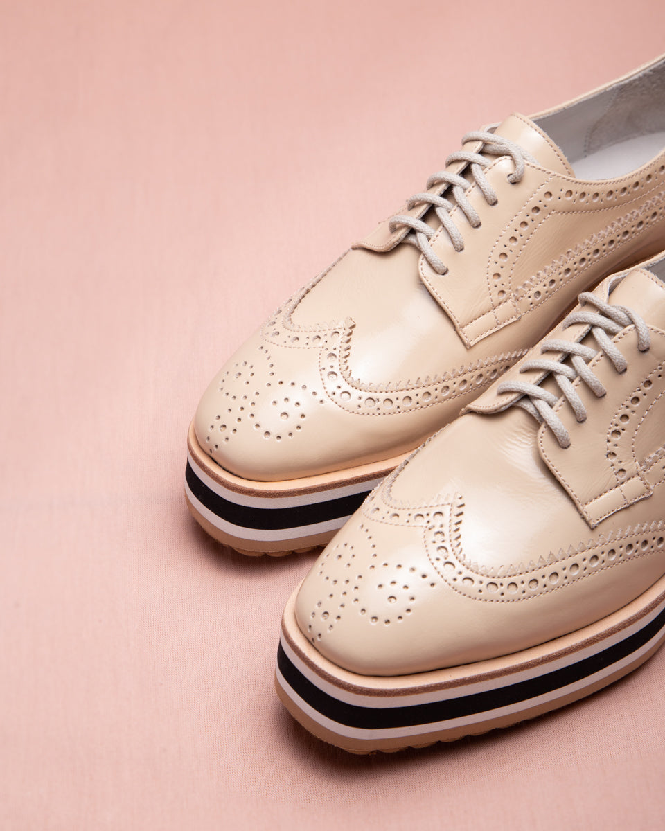 Apotinado Milan Charol Desnuda