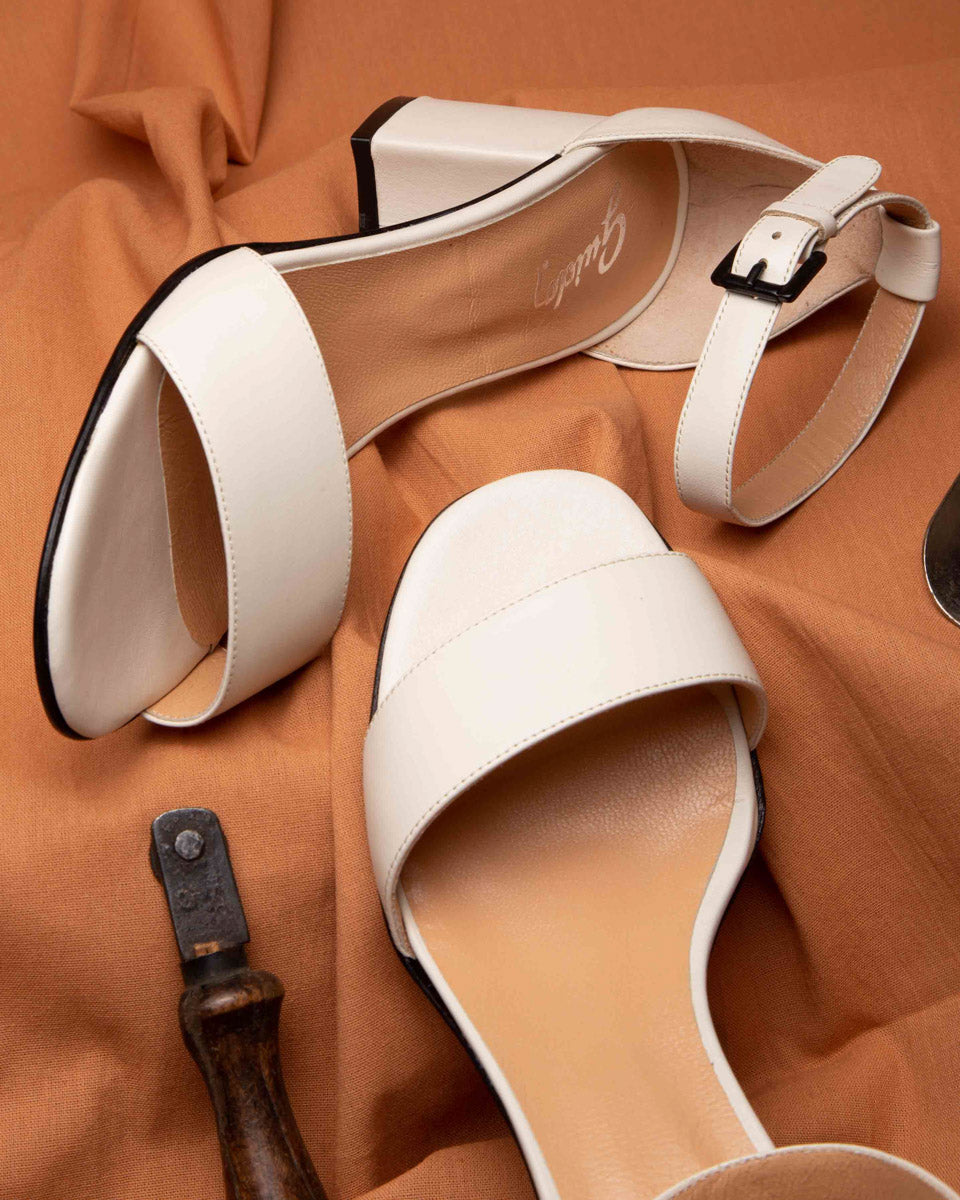 Sandalia Piton Ivory