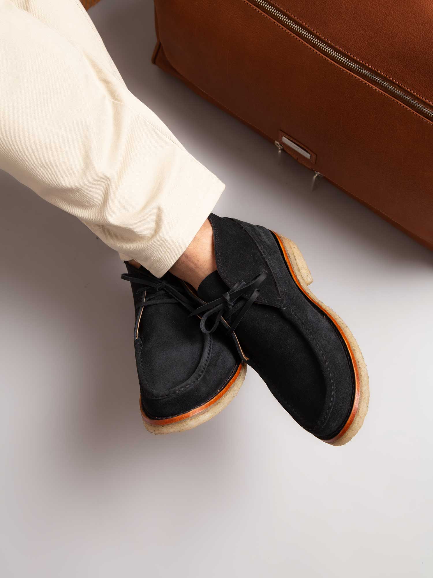 Bota 2778 Gamuza Negra - 44