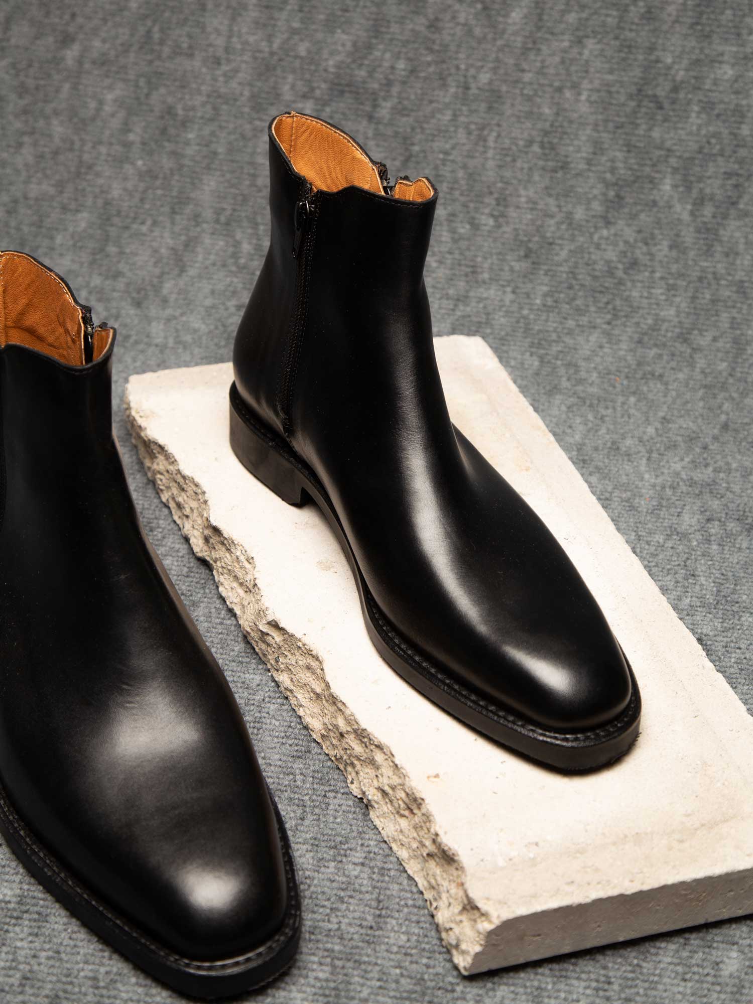 Bota B90