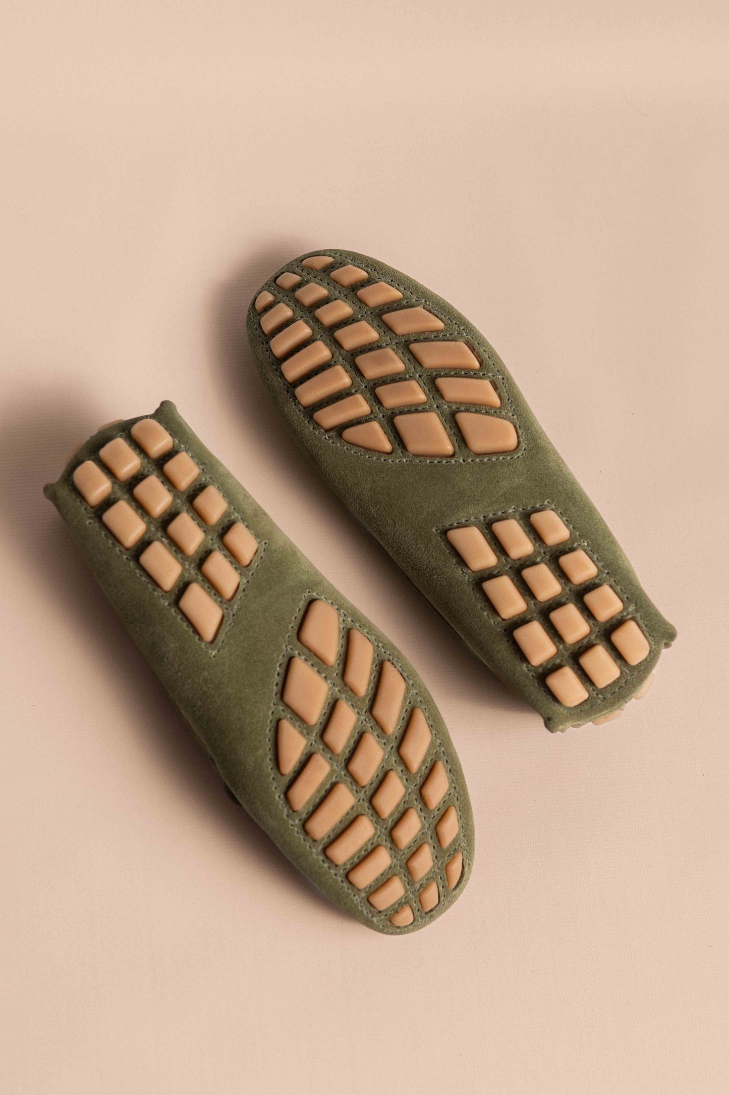 Driver 003 Suede Olive