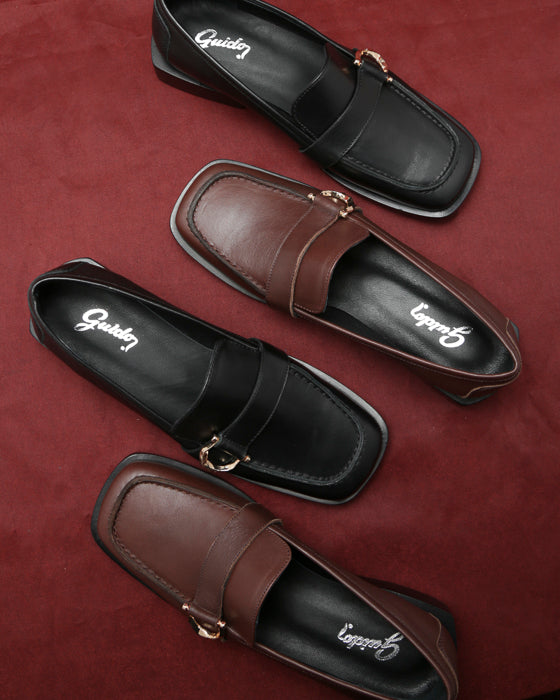 Moccasin Horseshoe Brown