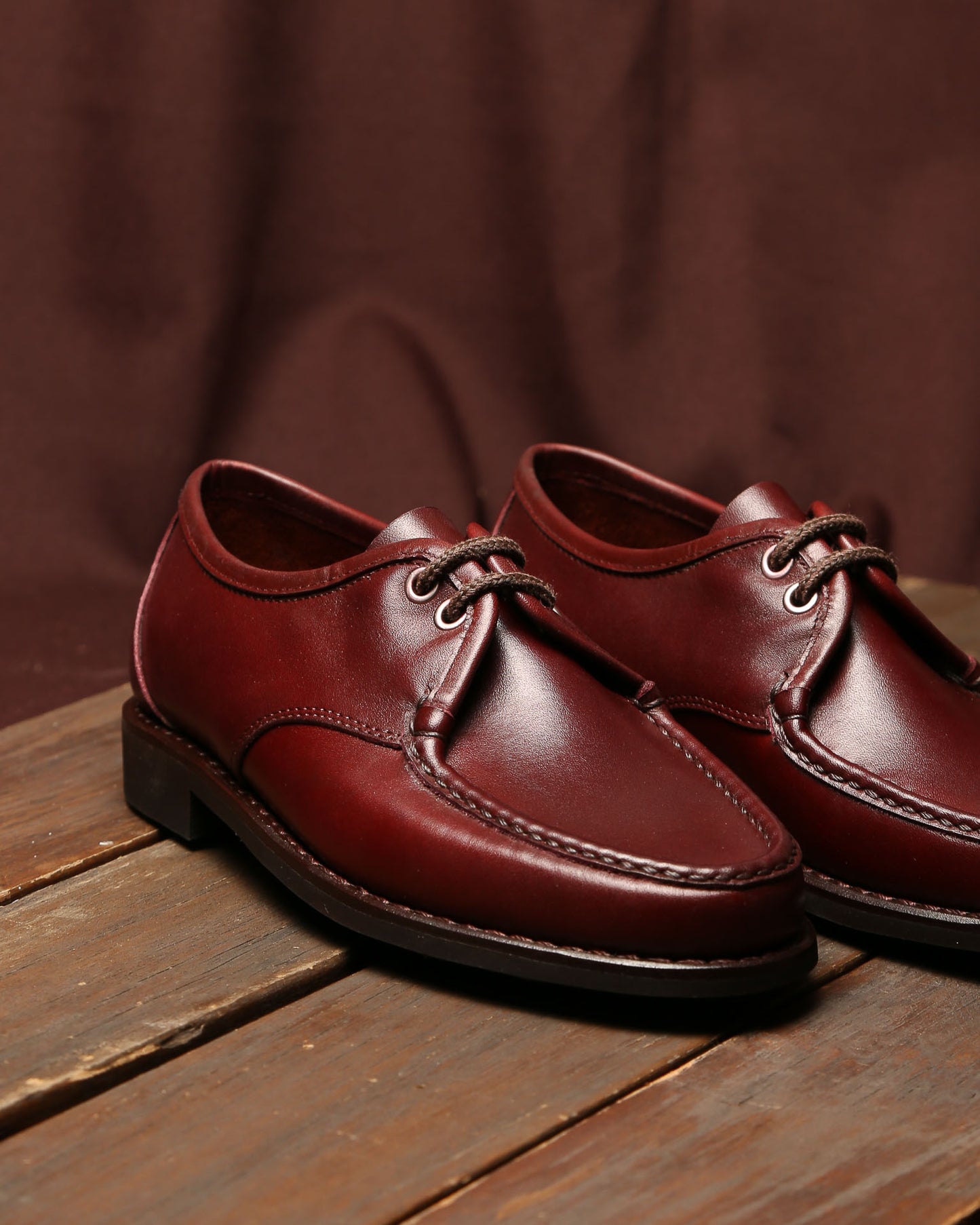 Moccasin Canadiense 4910 Burgundy