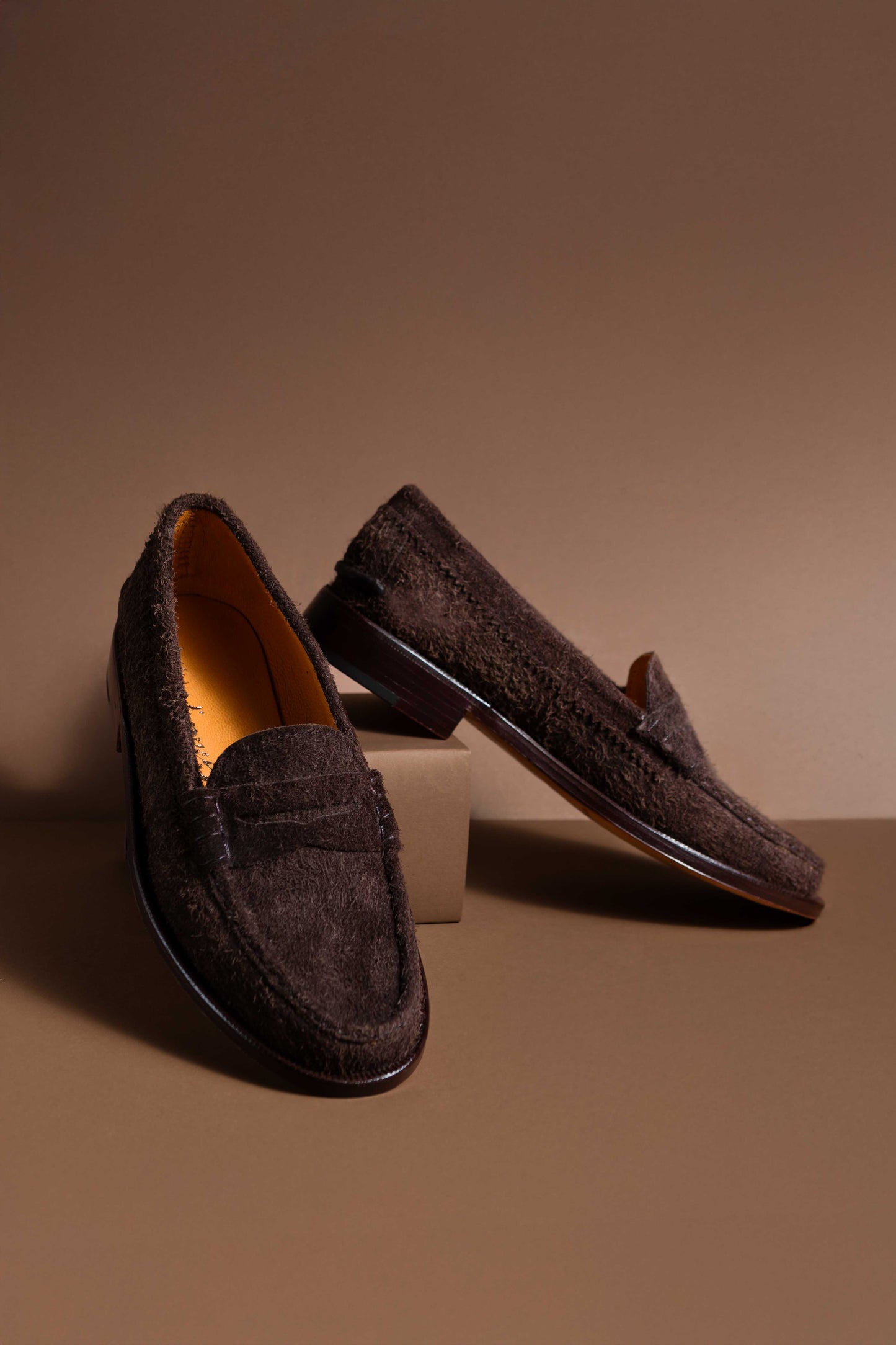 Moccasin 5379 Chocolate Carded