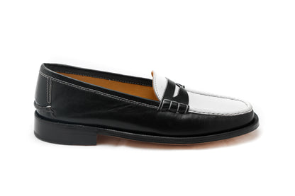 Moccasin 5379 Black & White