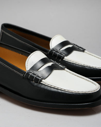 Moccasin 5379 Black & White