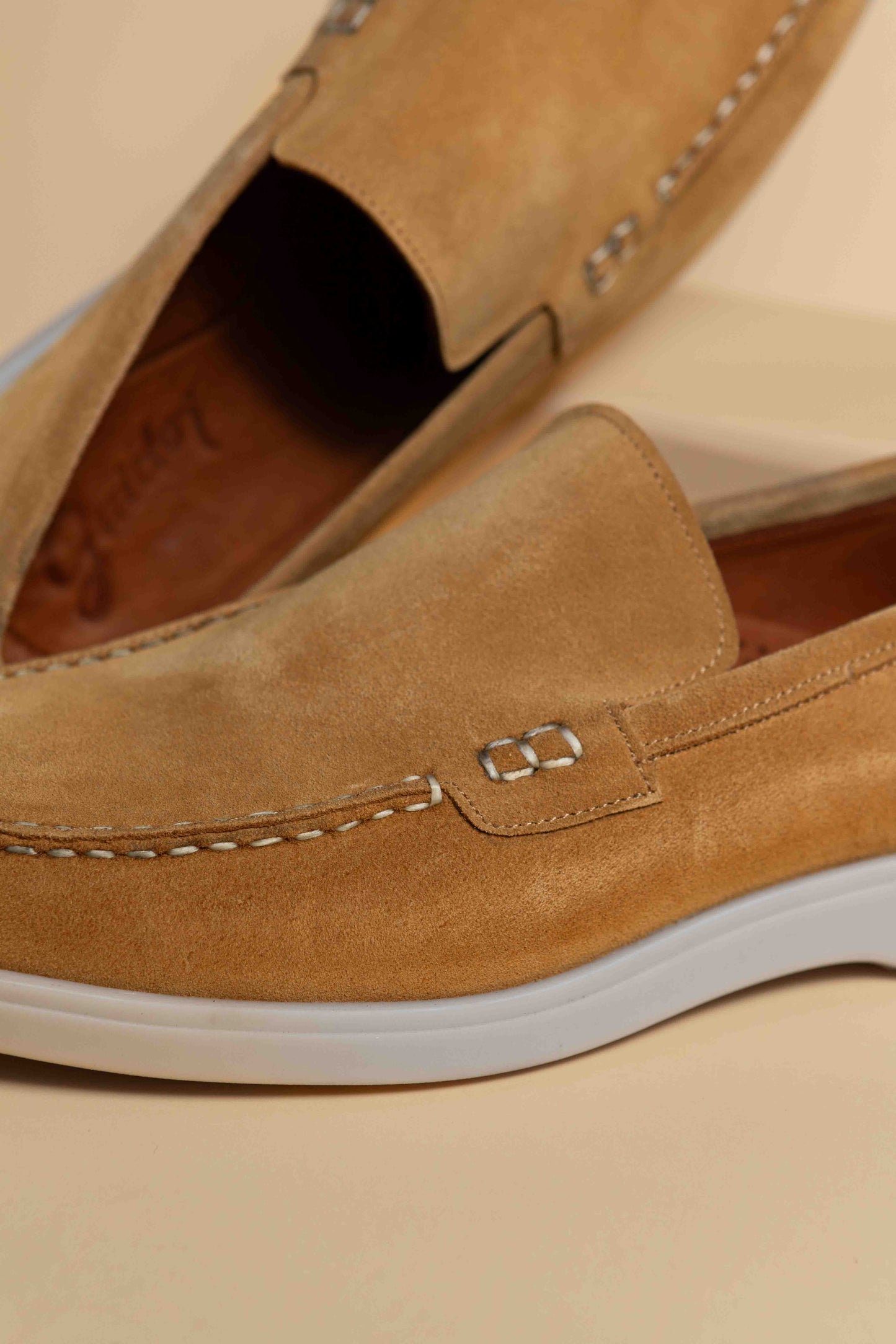 Loafer 701 Corn Suede