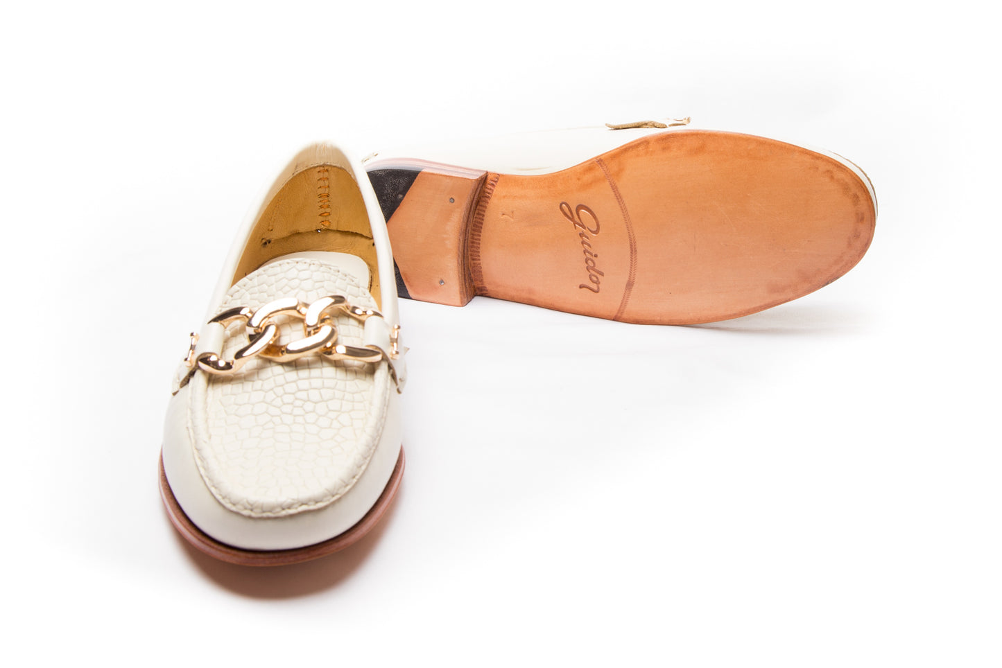 Moccasin 5327 Chain Ivory